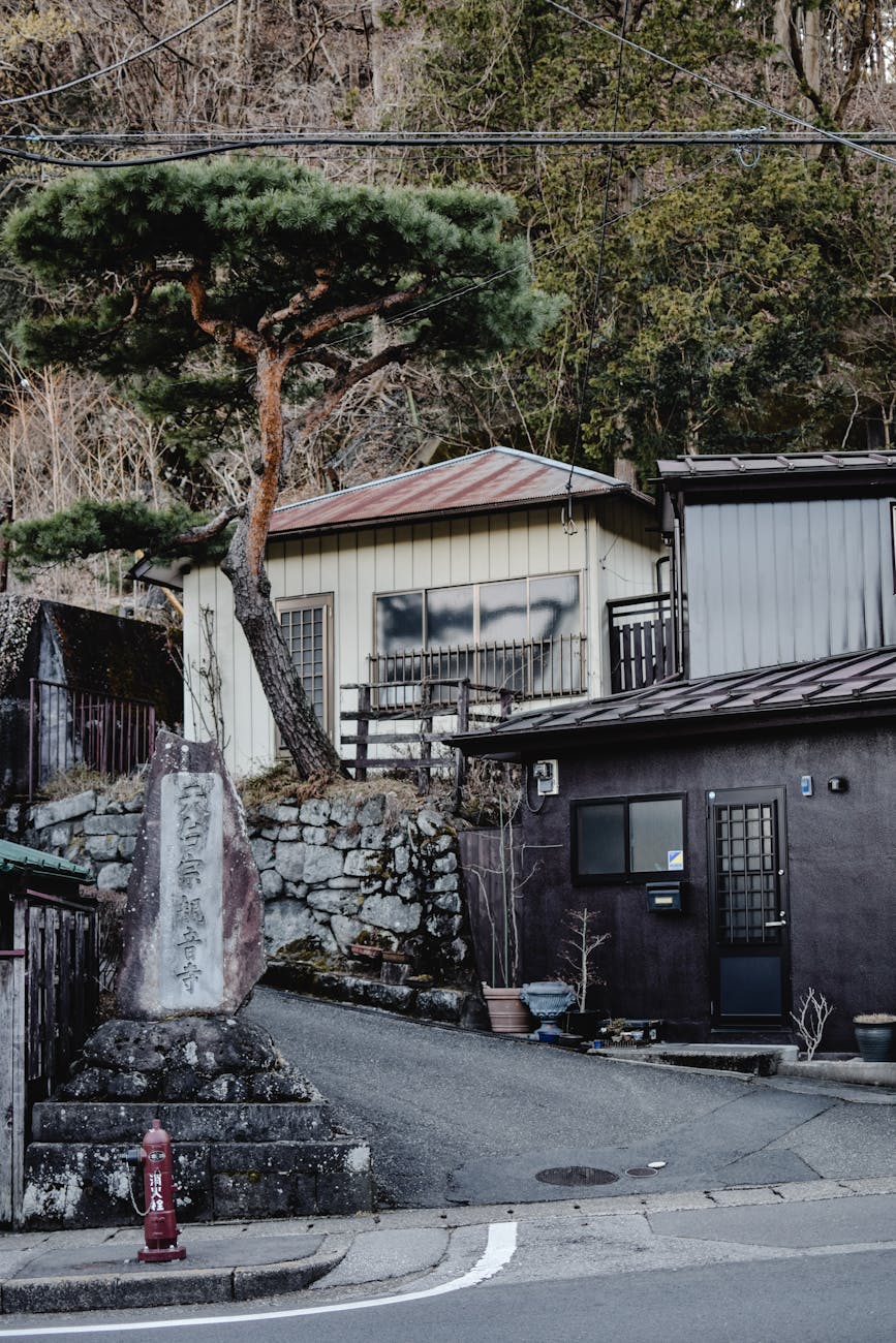 悲鳴嶼行冥の魅力